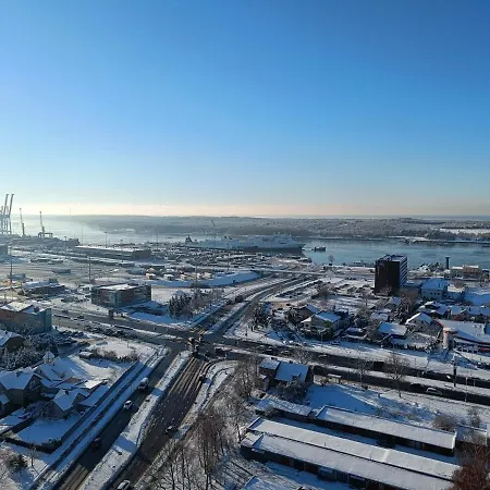Sea Gate 20th Floor * Klaipeda