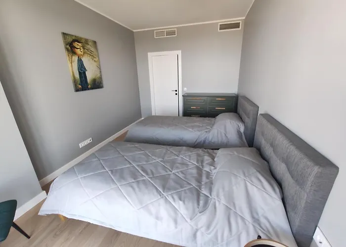 Sea Gate 20th Floor *